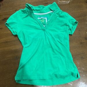 Green blouse with buttons and collar